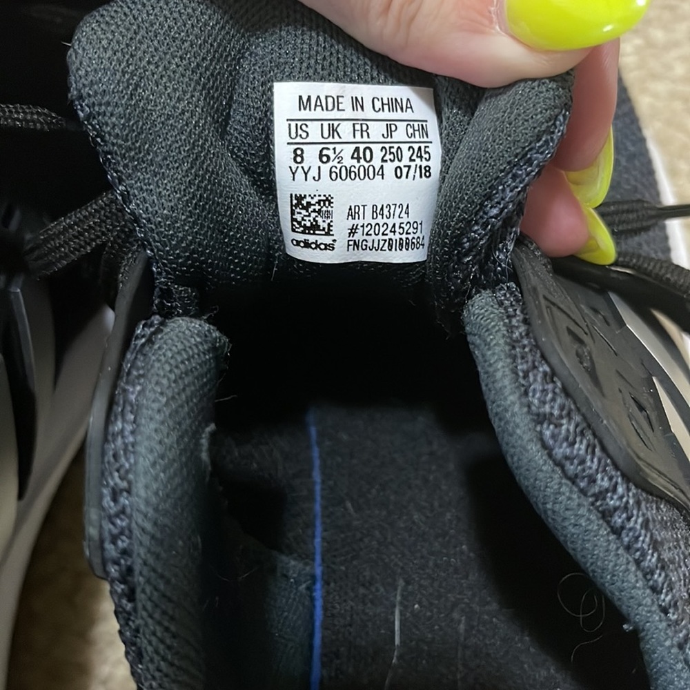 Adidas cloud foam tennis shoes - Picture 4 of 4